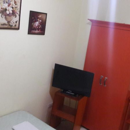 Aranas-Carillo Travellers Inn Kalibo Eksteriør billede