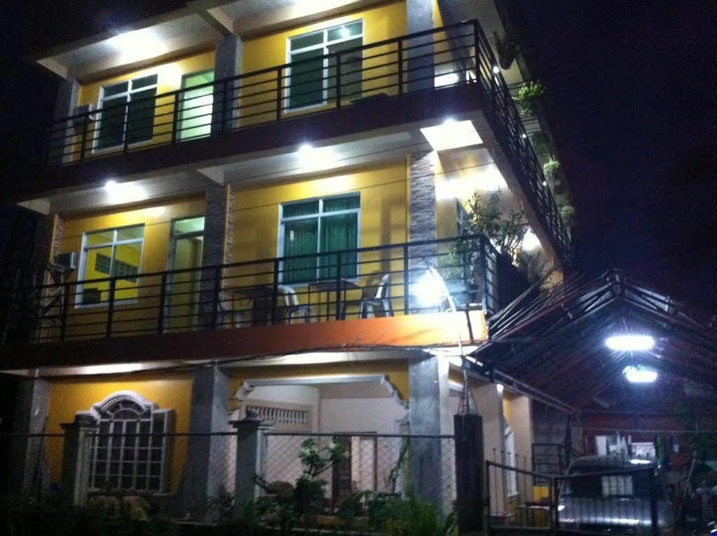 Aranas-Carillo Travellers Inn Kalibo Eksteriør billede