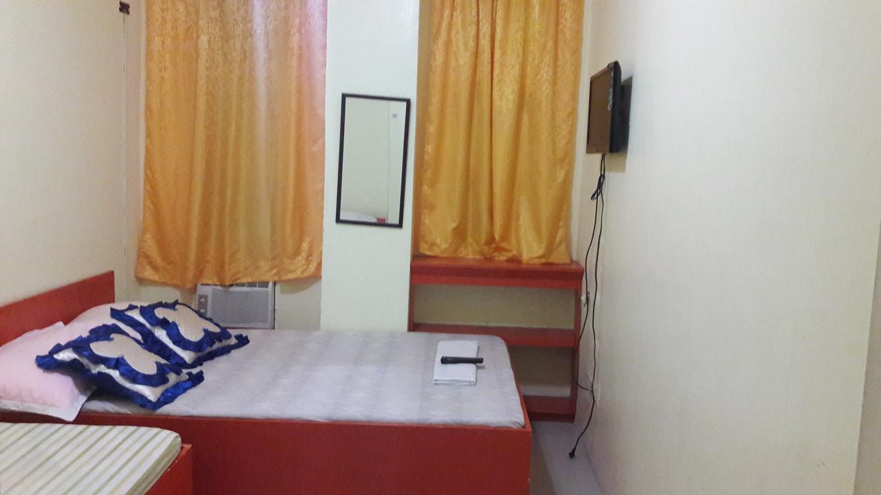Aranas-Carillo Travellers Inn Kalibo Eksteriør billede
