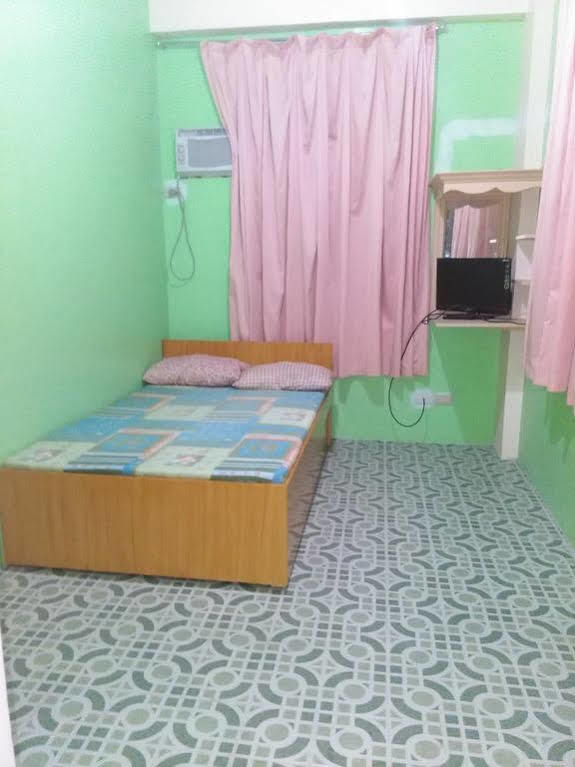 Aranas-Carillo Travellers Inn Kalibo Eksteriør billede